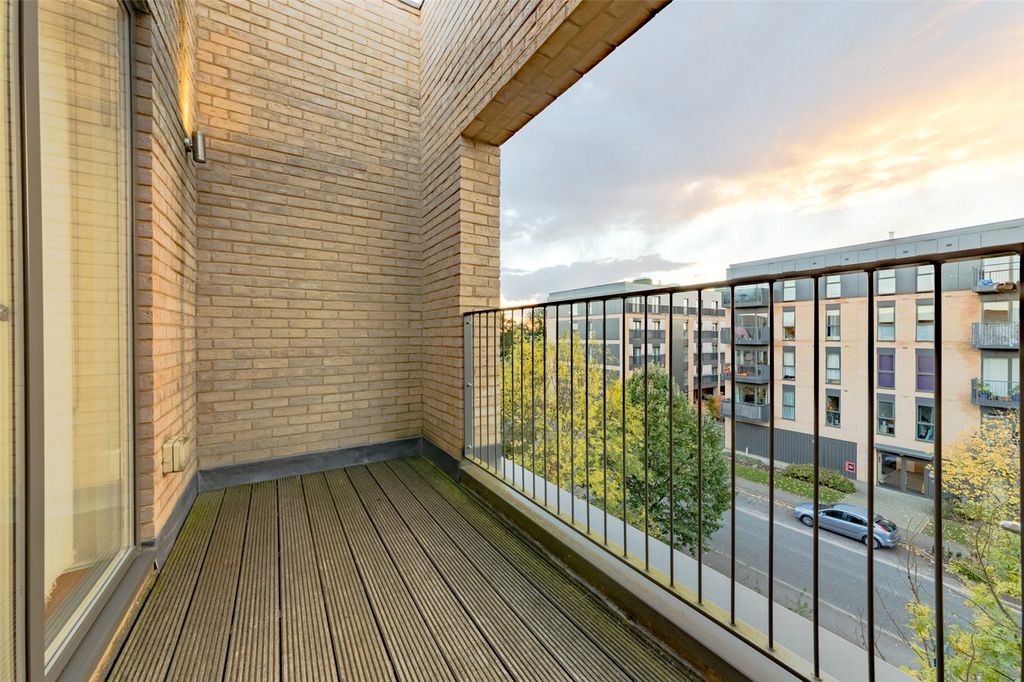 Additional image 12 of 4 bed terraced house to rentForbes Close, Trumpington, Cambridge CB2