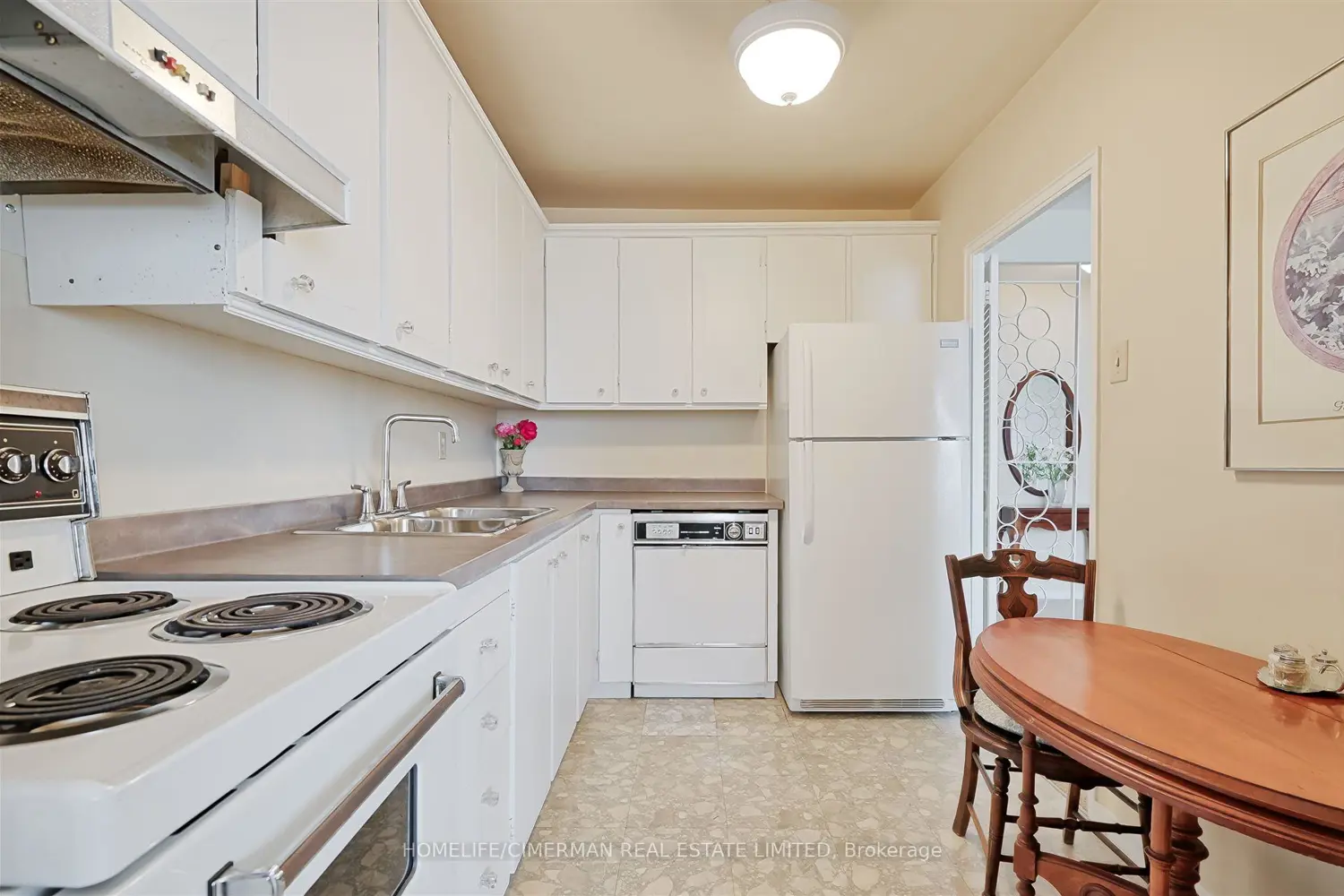 Additional image 9 of 346 The West Mall 309