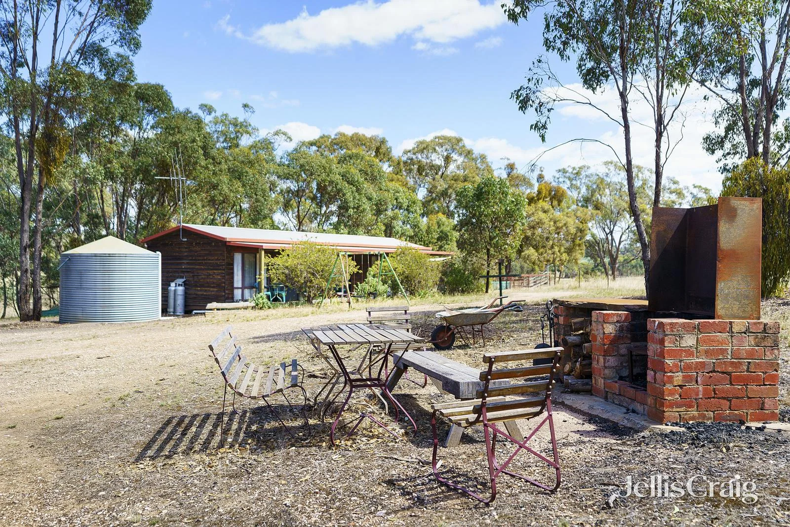 Additional image 5 of 64 Sells Lane, Maldon VIC 3463