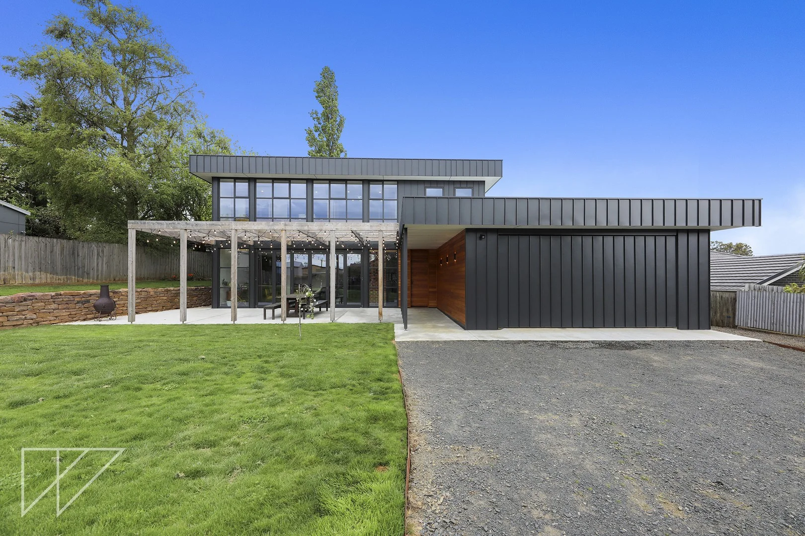 32 Hallyburton Grove, Warragul VIC 3820