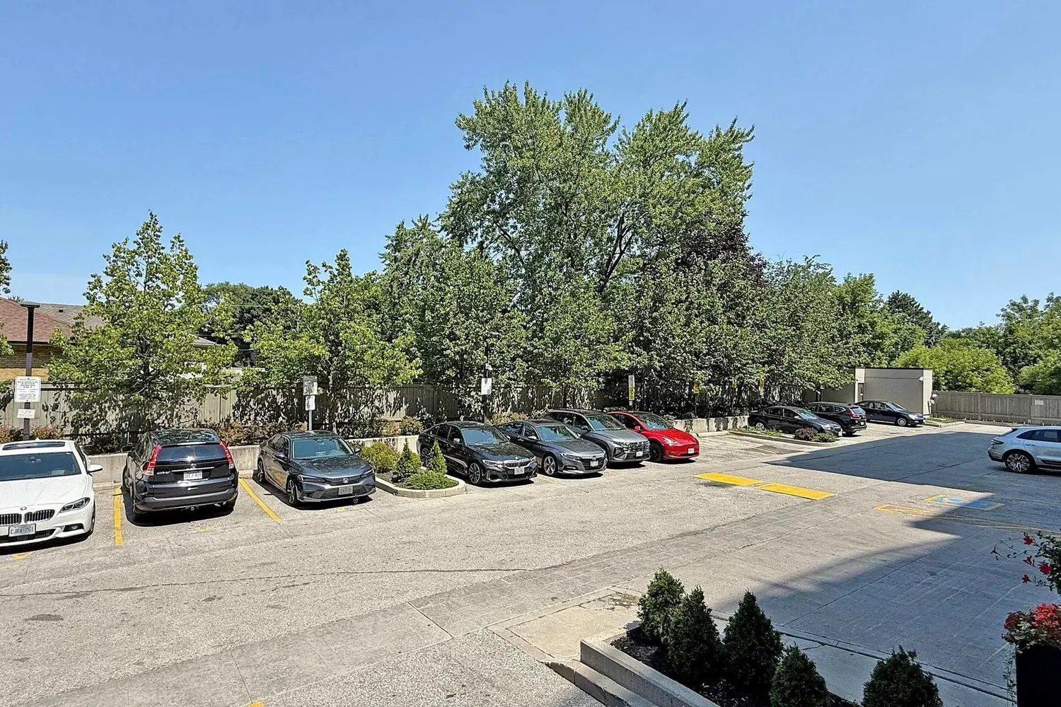 Additional image 20 of 760 Sheppard Avenue 103