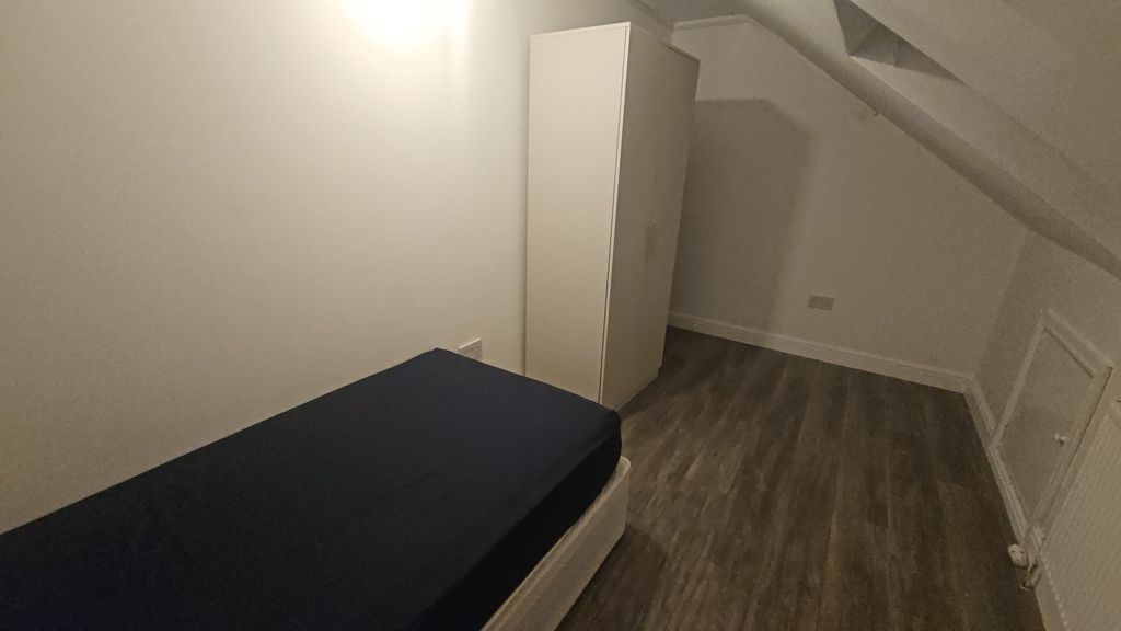Additional image 37 of 8 bed shared accommodation to rentBiscot Road, Luton LU3
