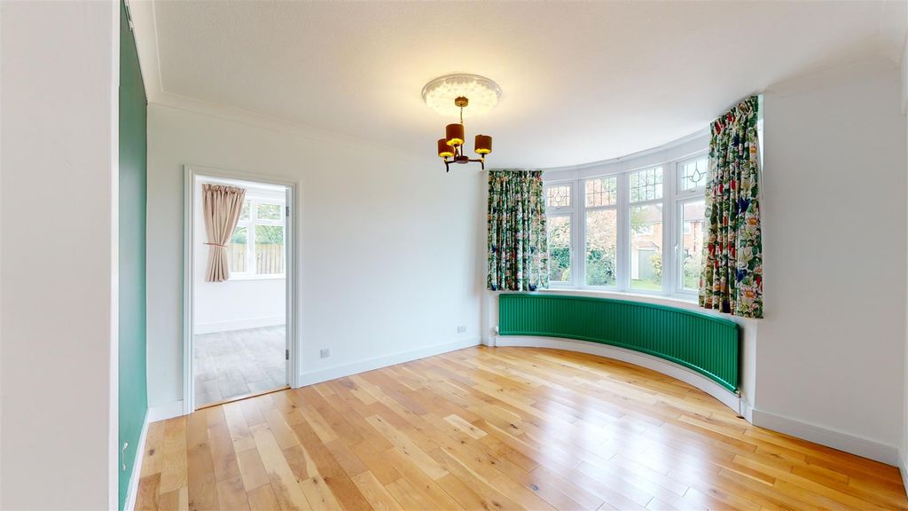 Additional image 6 of 5 bed detached house to rentGloucester Avenue, Melton Mowbray LE13