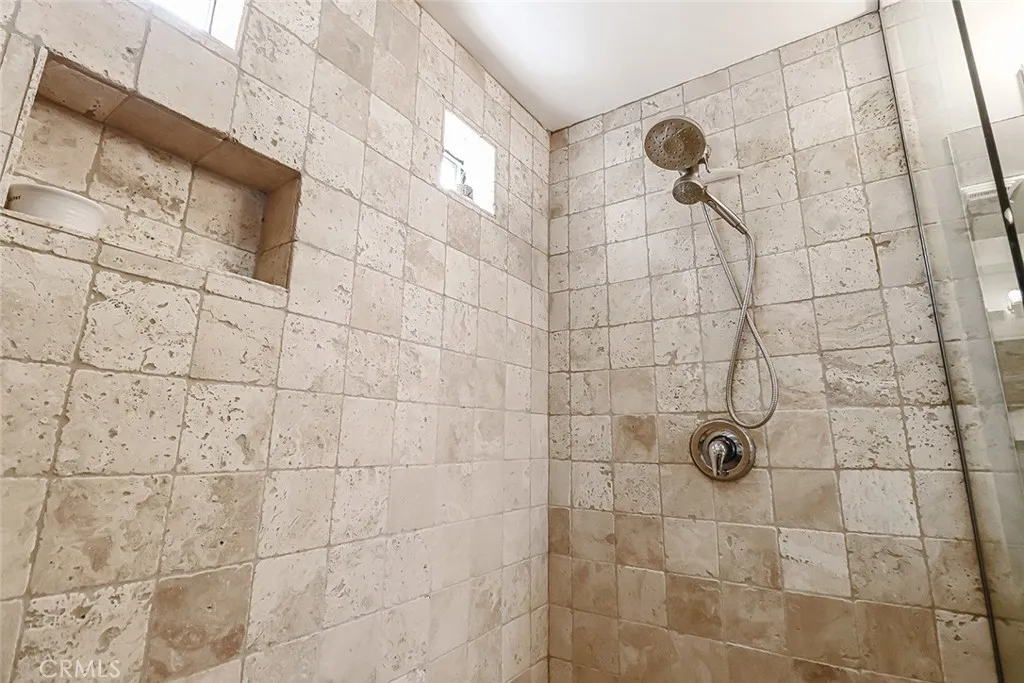 Additional image 91 of 4724 Kester Avenue Unit 404, Sherman Oaks, CA 91403