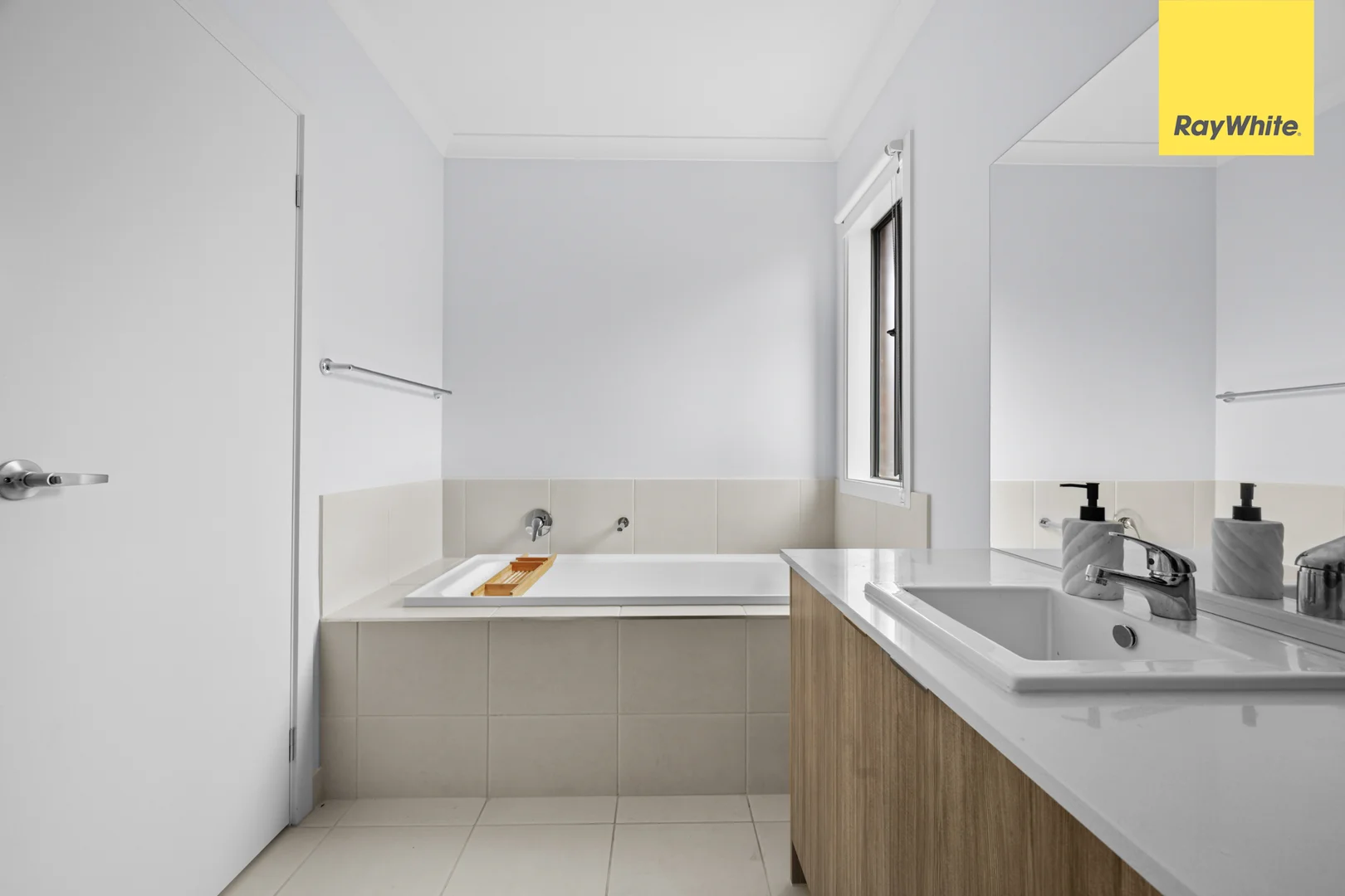 Additional image 5 of 83 Buckingham Boulevard, Strathtulloh VIC 3338