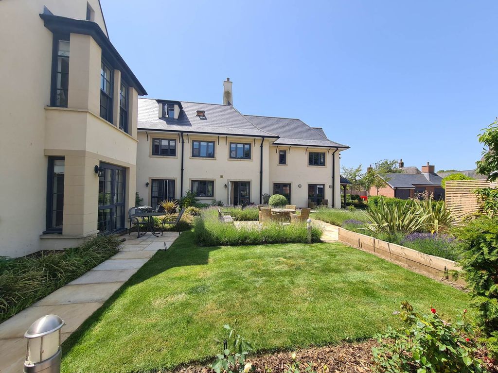 Additional image 10 of 1 bed flat to rentFleur De Lis, Marlborough SN8