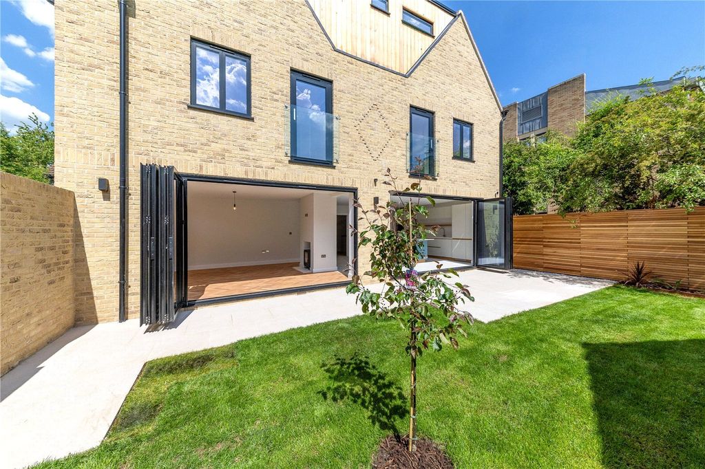 Additional image 22 of 4 bed detached house to rentPearce Close, Cambridge, Cambridgeshire CB3