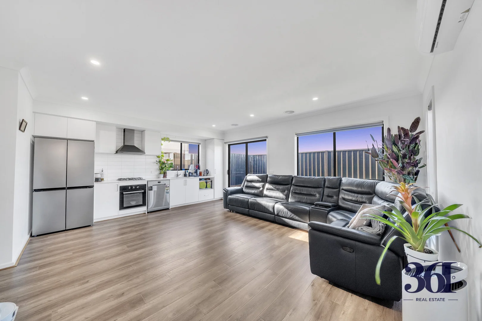 Additional image 8 of 100 Medallion Boulevard, Tarneit VIC 3029