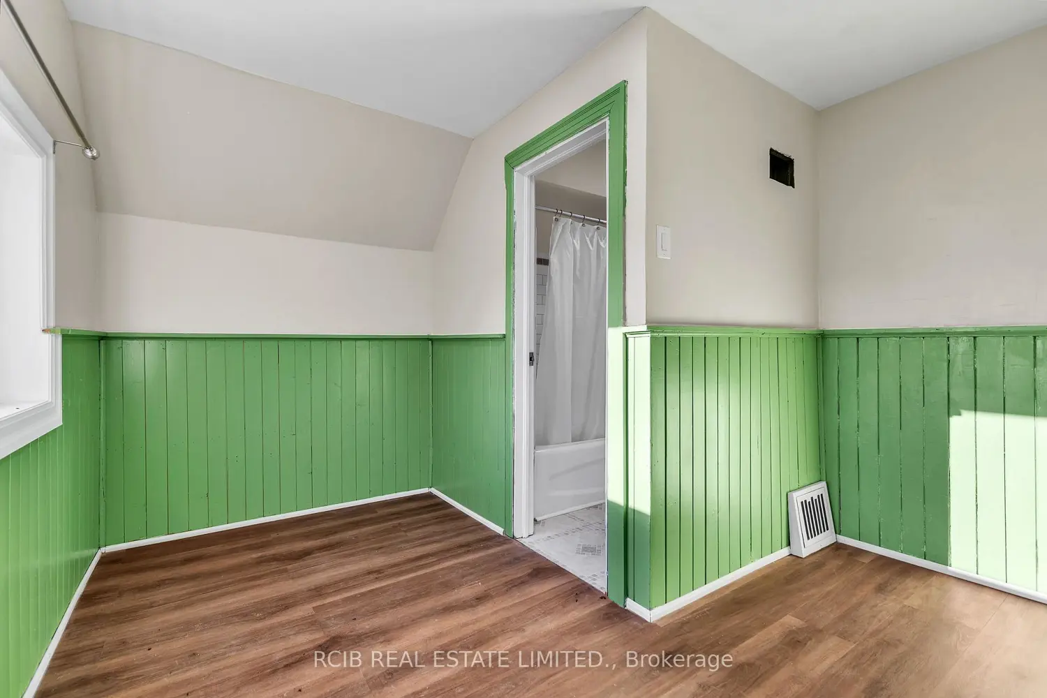 Additional image 11 of 224 Burlington Street