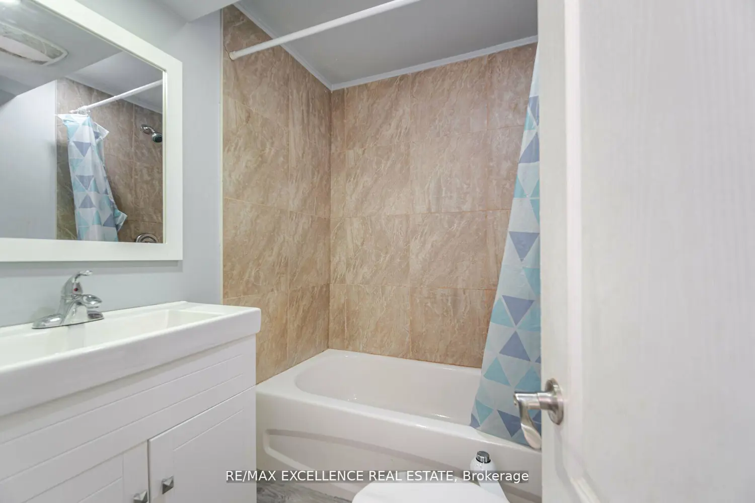 Additional image 18 of 11 Crawley Drive