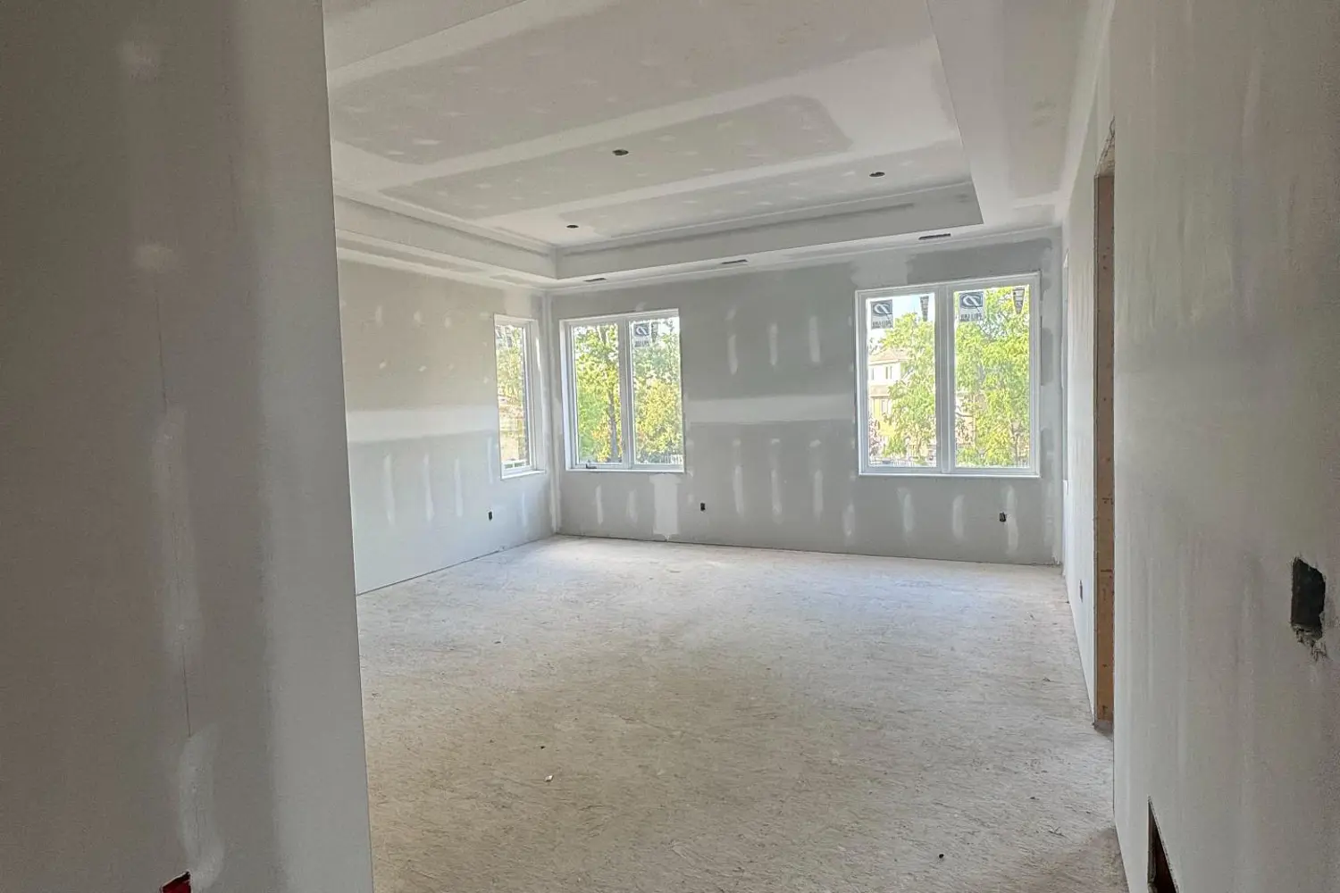 Additional image 12 of 2574 Sharon Crescent