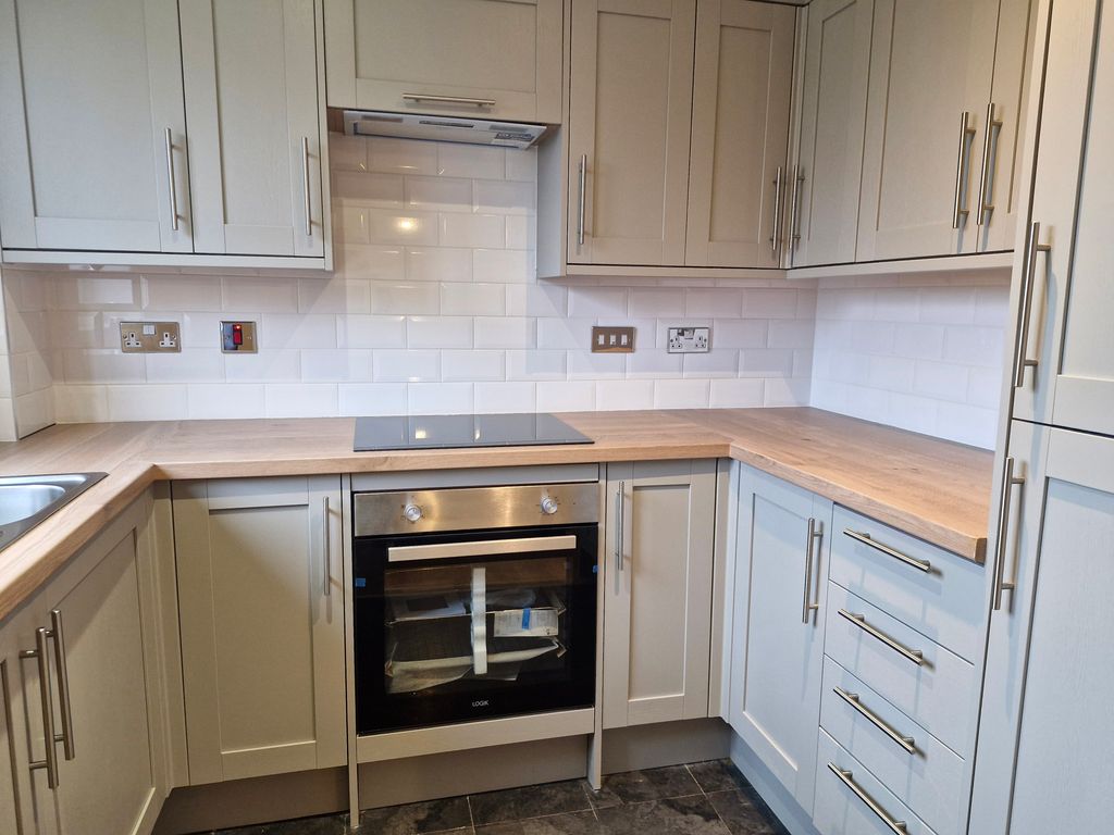 Additional image 6 of 2 bed flat to rentHobby Way, Cannock WS11