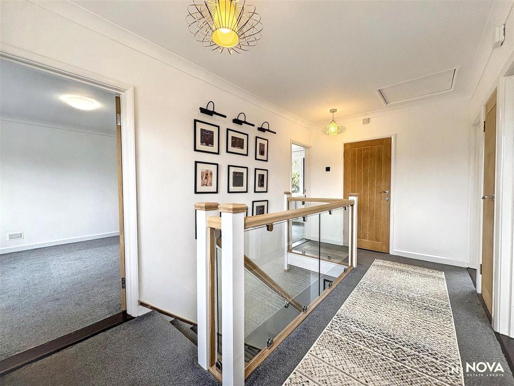 Additional image 19 of 4 bed detached house to rentOld Bedford Road, Luton LU2
