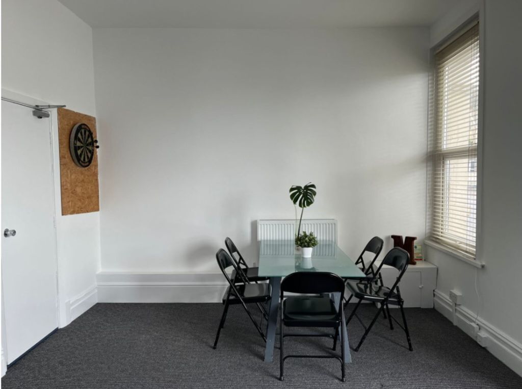 Additional image 3 of 5 bed flat to rentUplands Crescent, Uplands, Swansea SA2