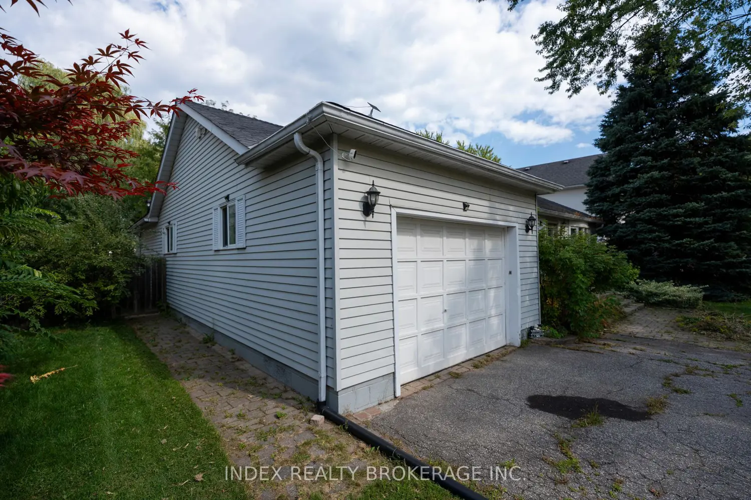 Additional image 7 of 1073 Kent Avenue