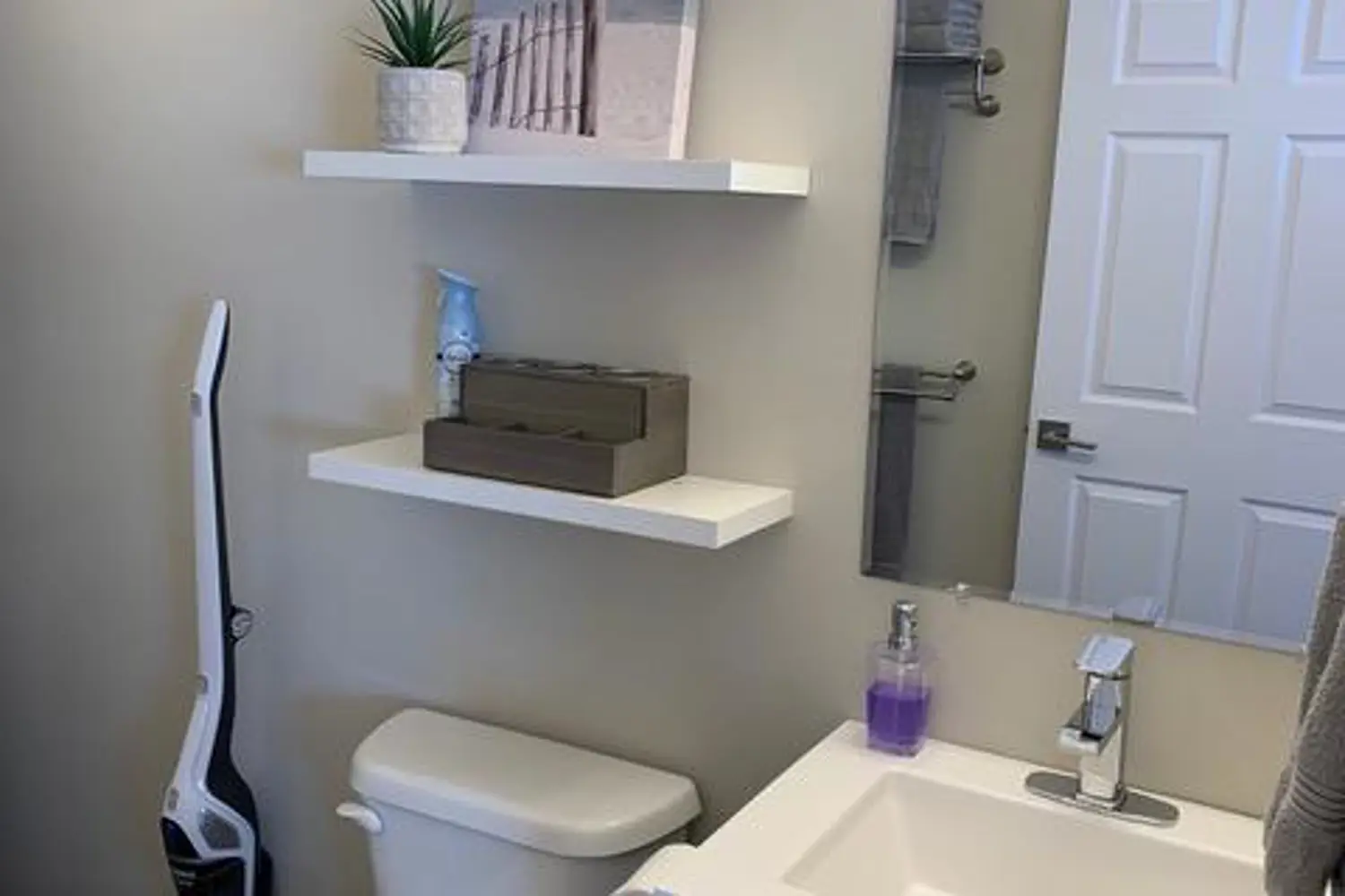 Additional image 13 of 16 Howey Avenue