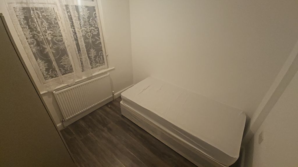 Additional image 19 of 8 bed shared accommodation to rentBiscot Road, Luton LU3