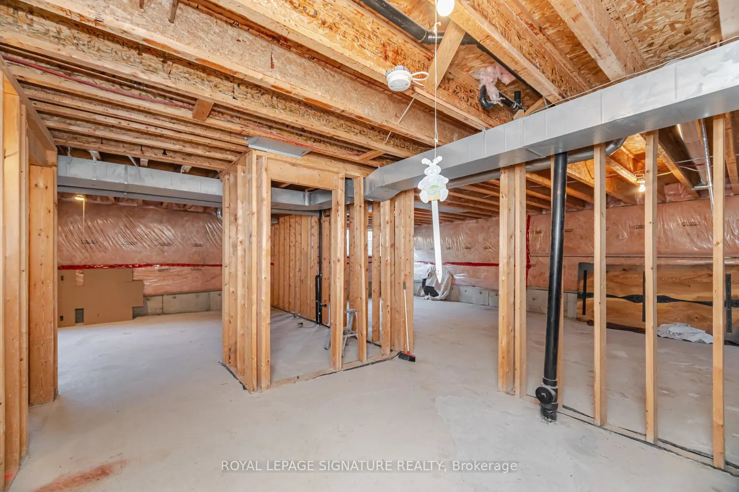 Additional image 15 of 10 Banks Drive