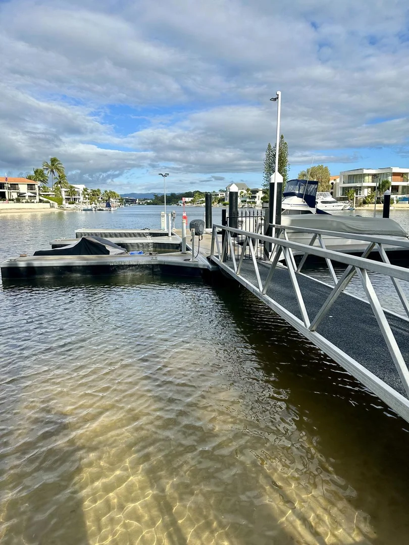 Additional image 21 of 9/18 Commodore Drive, Paradise Waters QLD 4217