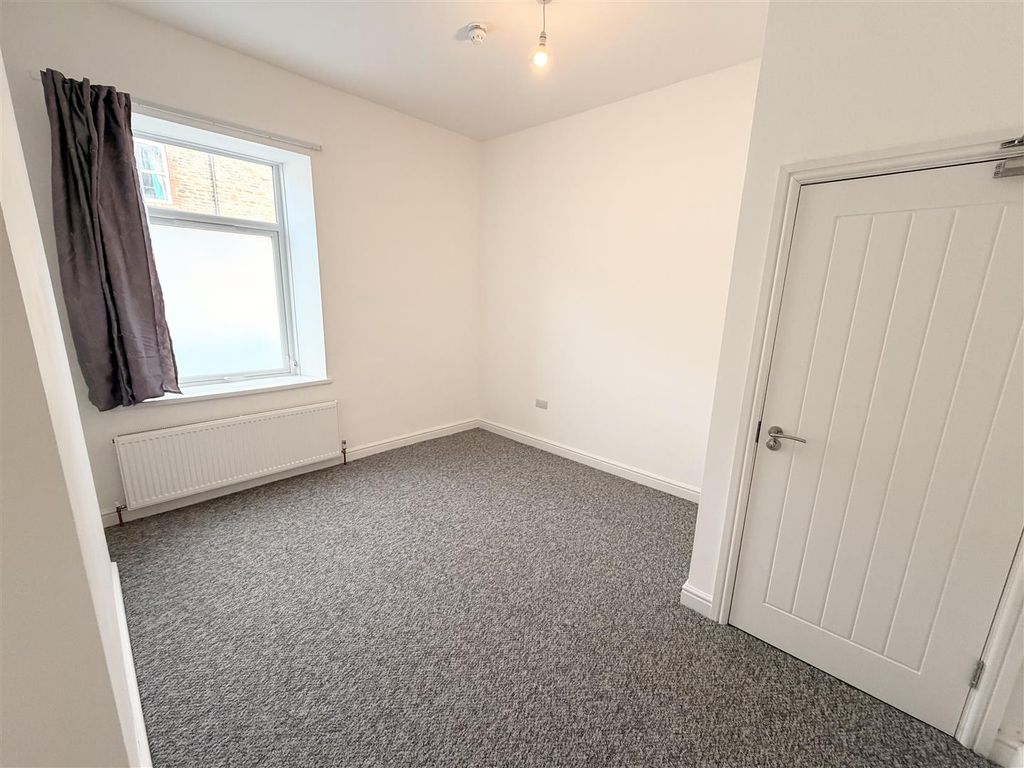 Additional image 11 of Room to rentHMO Property, Commercial Street, Senghenydd, Caerphilly CF83
