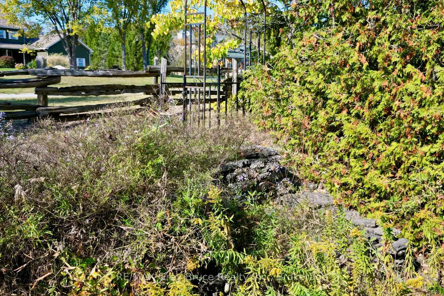 Additional image 16 of 248 Isthmus Bay Road