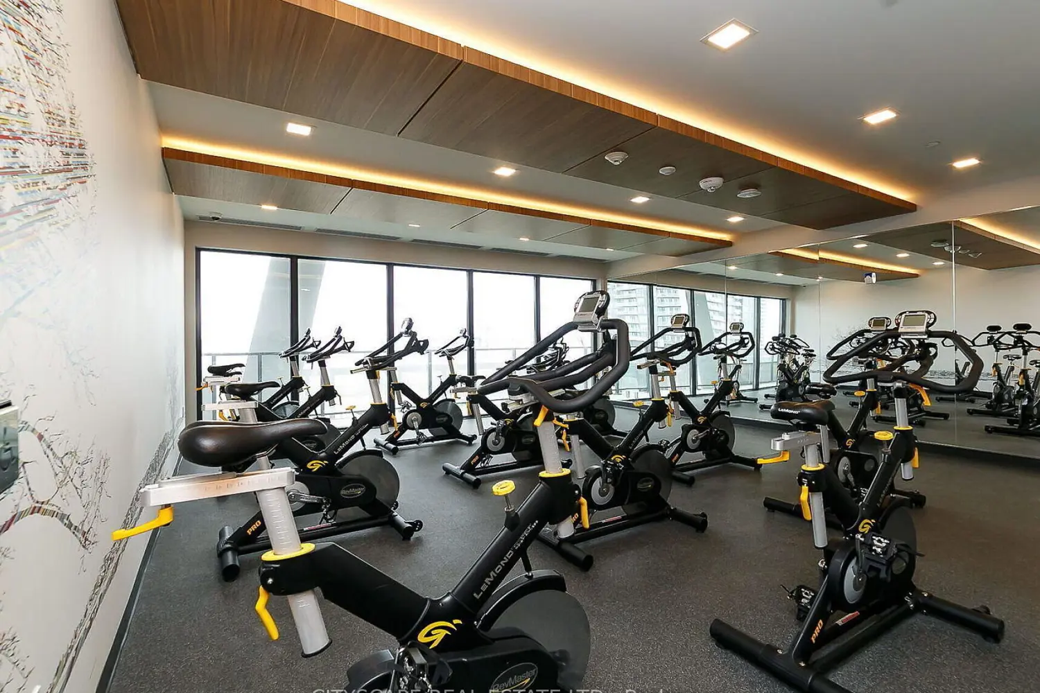 Additional image 18 of 20 Shore Breeze Drive 4410