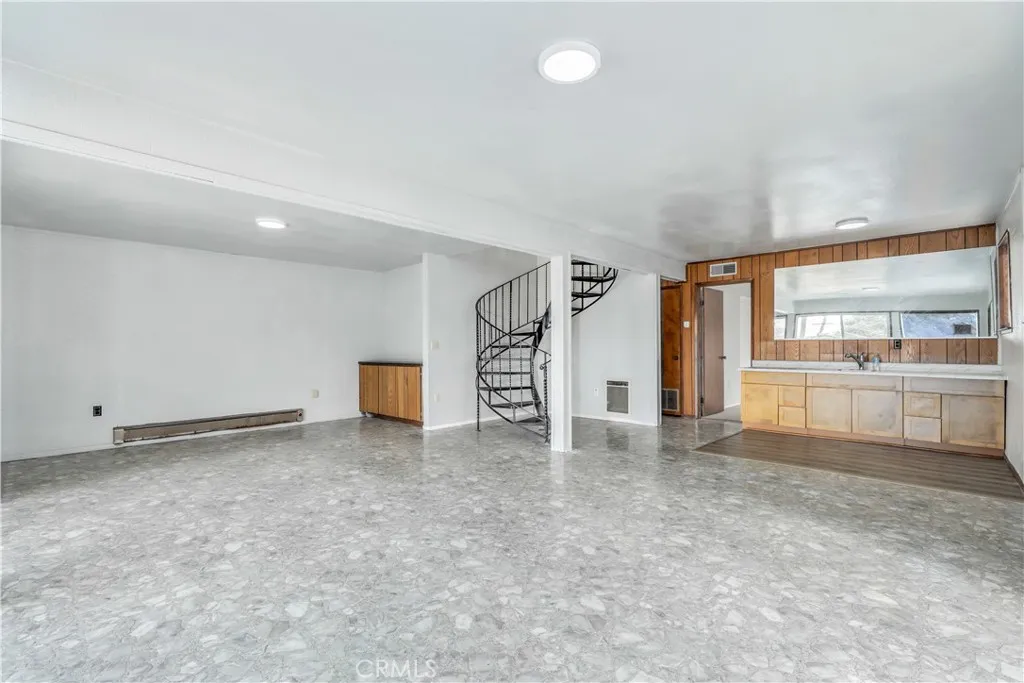 Additional image 103 of 9085 Leila Dr, Glenhaven, CA 95443