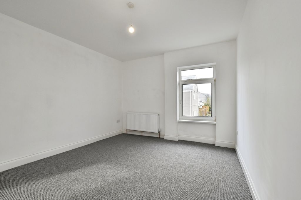 Additional image 6 of 3 bed property to rentGron Road, Ammanford SA18
