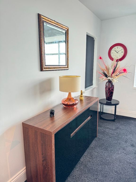 Additional image 7 of 2 bed flat to rentEast Parade, Whitley Bay NE26