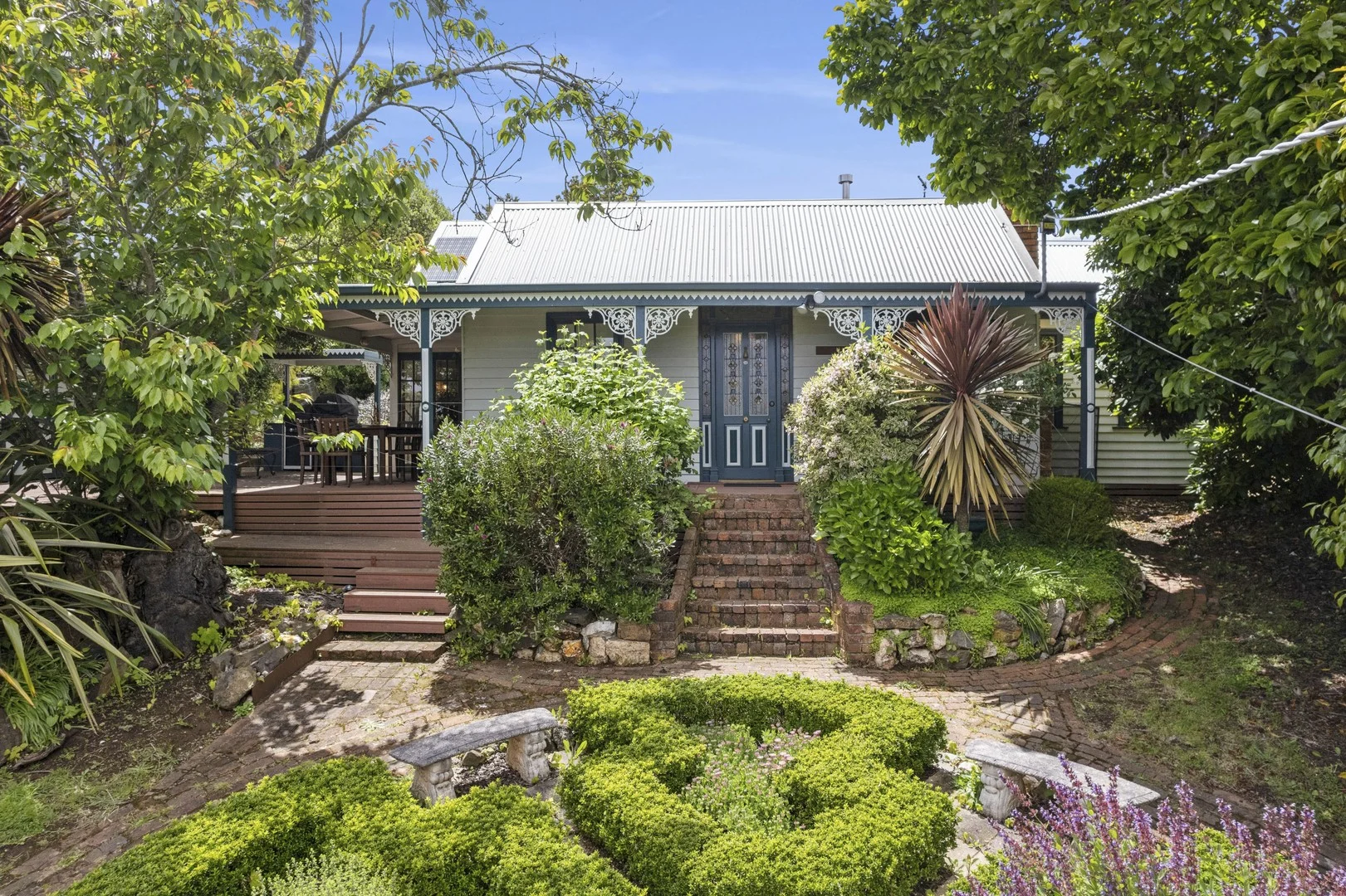 15 Orford Street, Daylesford VIC 3460