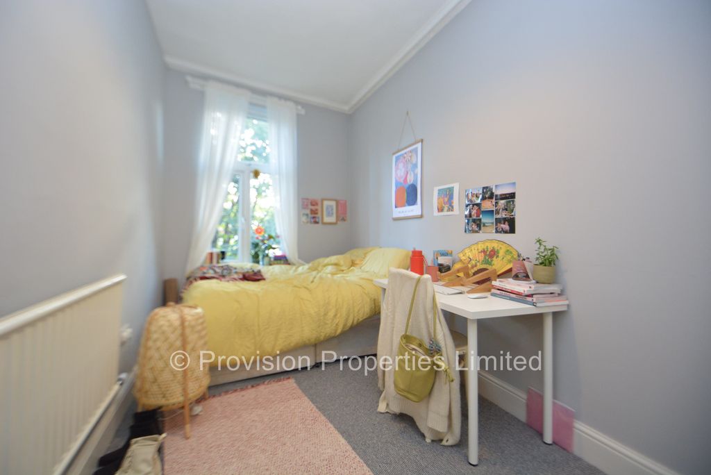 Additional image 10 of 8 bed end terrace house to rentVictoria Road, Hyde Park, Leeds LS6