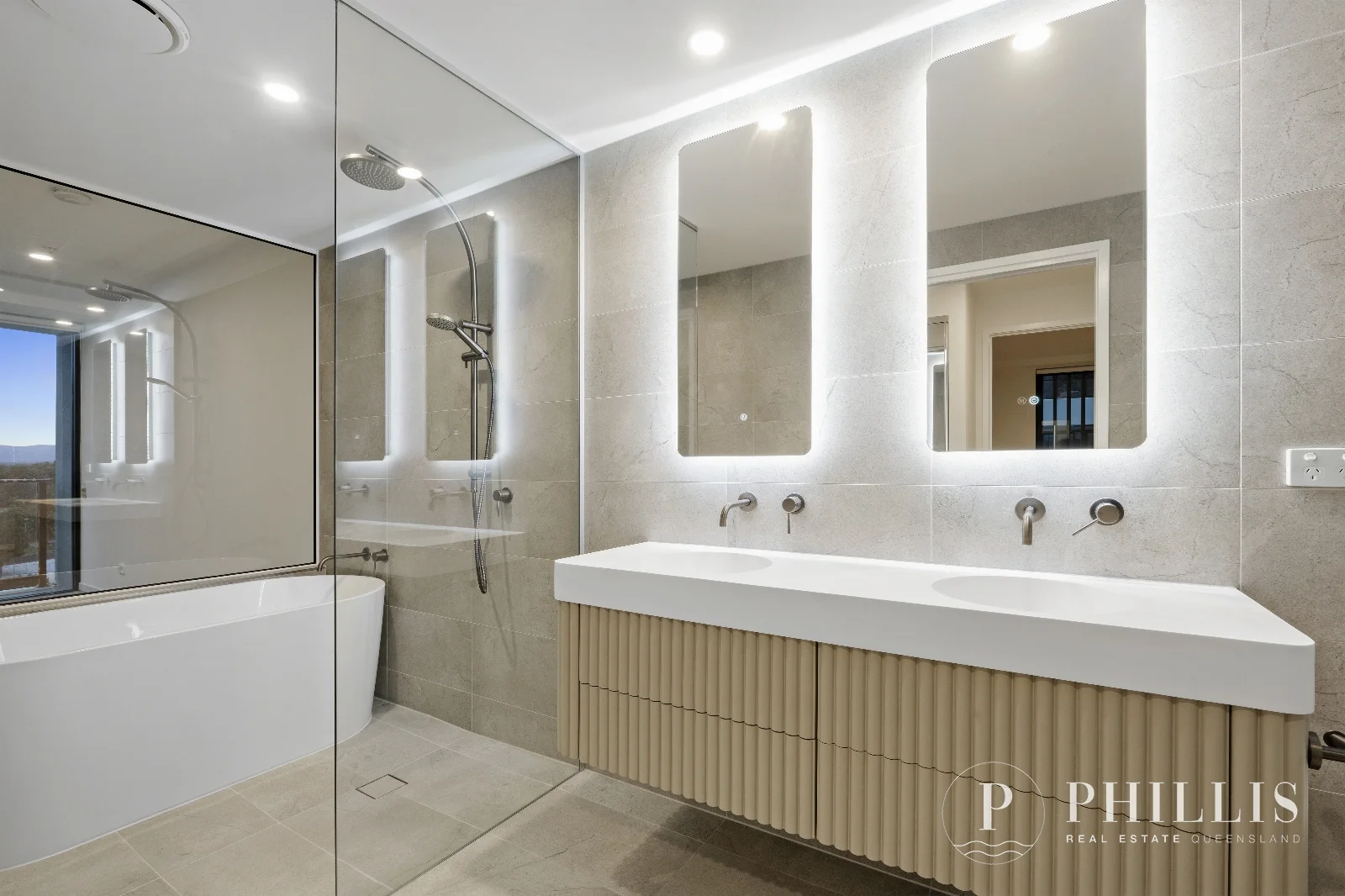 Additional image 15 of 1505/10 Sickle Avenue, Hope Island QLD 4212