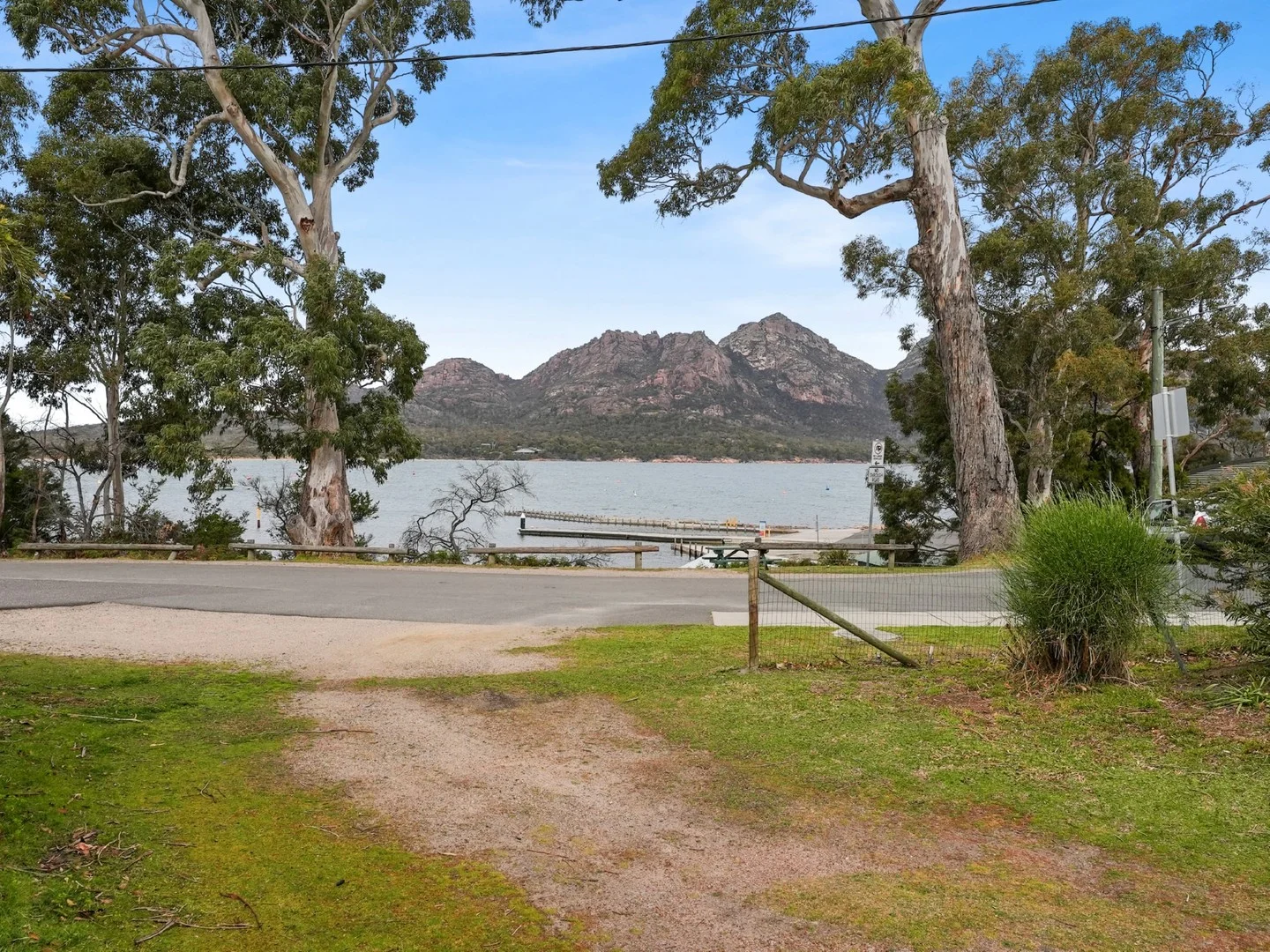 3 Esplanade East, Coles Bay TAS 7215