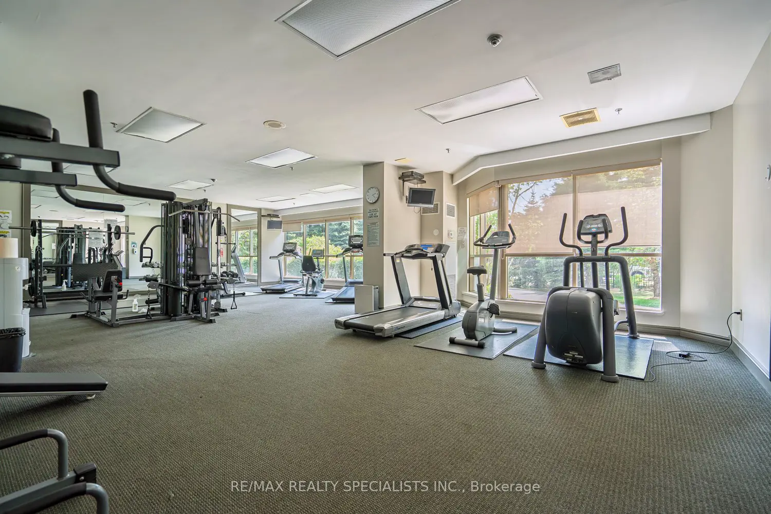 Additional image 19 of 75 King Street 703