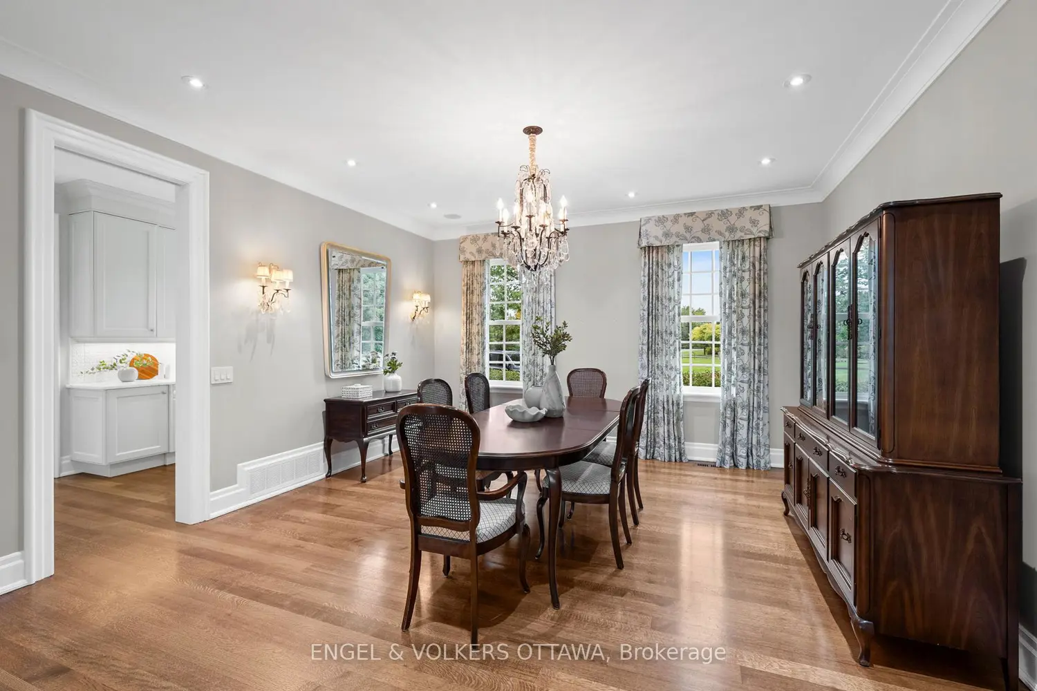 6029 Rideau Valley Drive photo 3