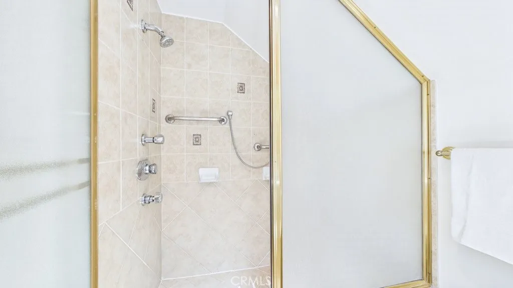 Additional image 32 of 24187 Avenida Crescenta, Valencia, CA 91355