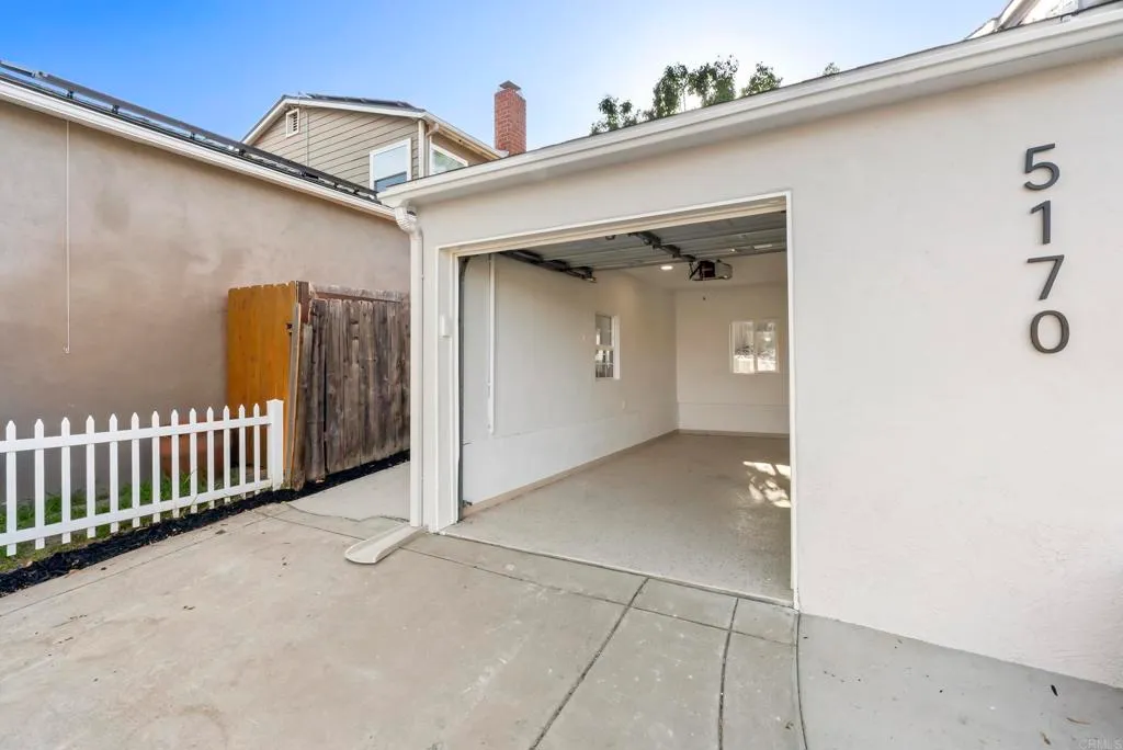 5170 Randlett Drive, La Mesa, CA 91942