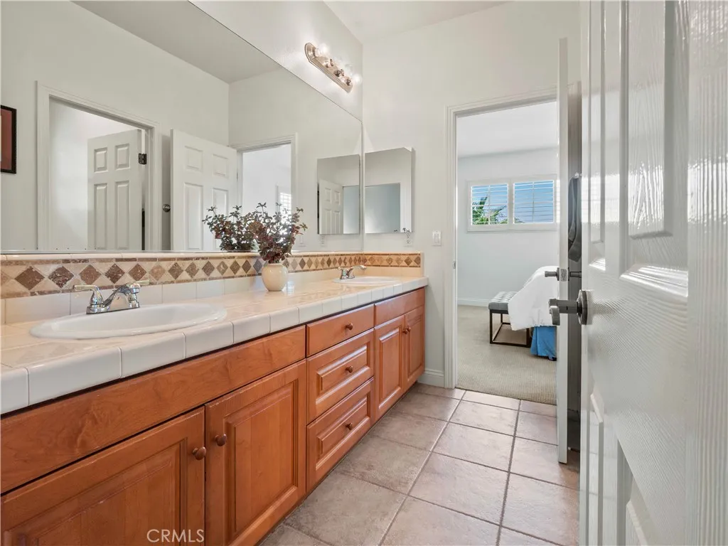 Additional image 37 of 25679 Smoketree Ln, Valencia, CA 91381