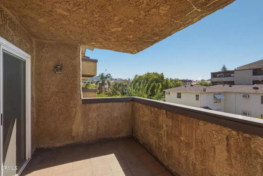 Additional image 20 of 320 E Stocker Street Unit 205, Glendale, CA 91207