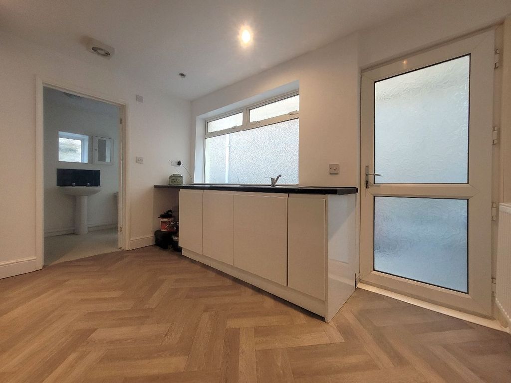 Additional image 5 of 3 bed terraced house to rentRhyd Terrace, Tredegar NP22