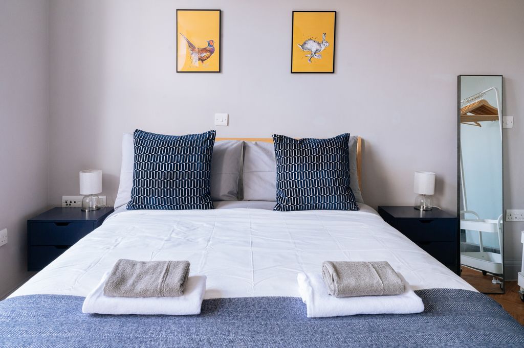 Studio to rentBath Street, Bath, Somerset BA1. photo 2