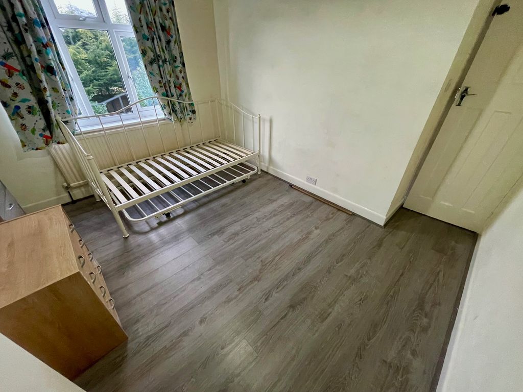 Additional image 17 of 4 bed semi-detached house to rentAlton Road, Luton LU1