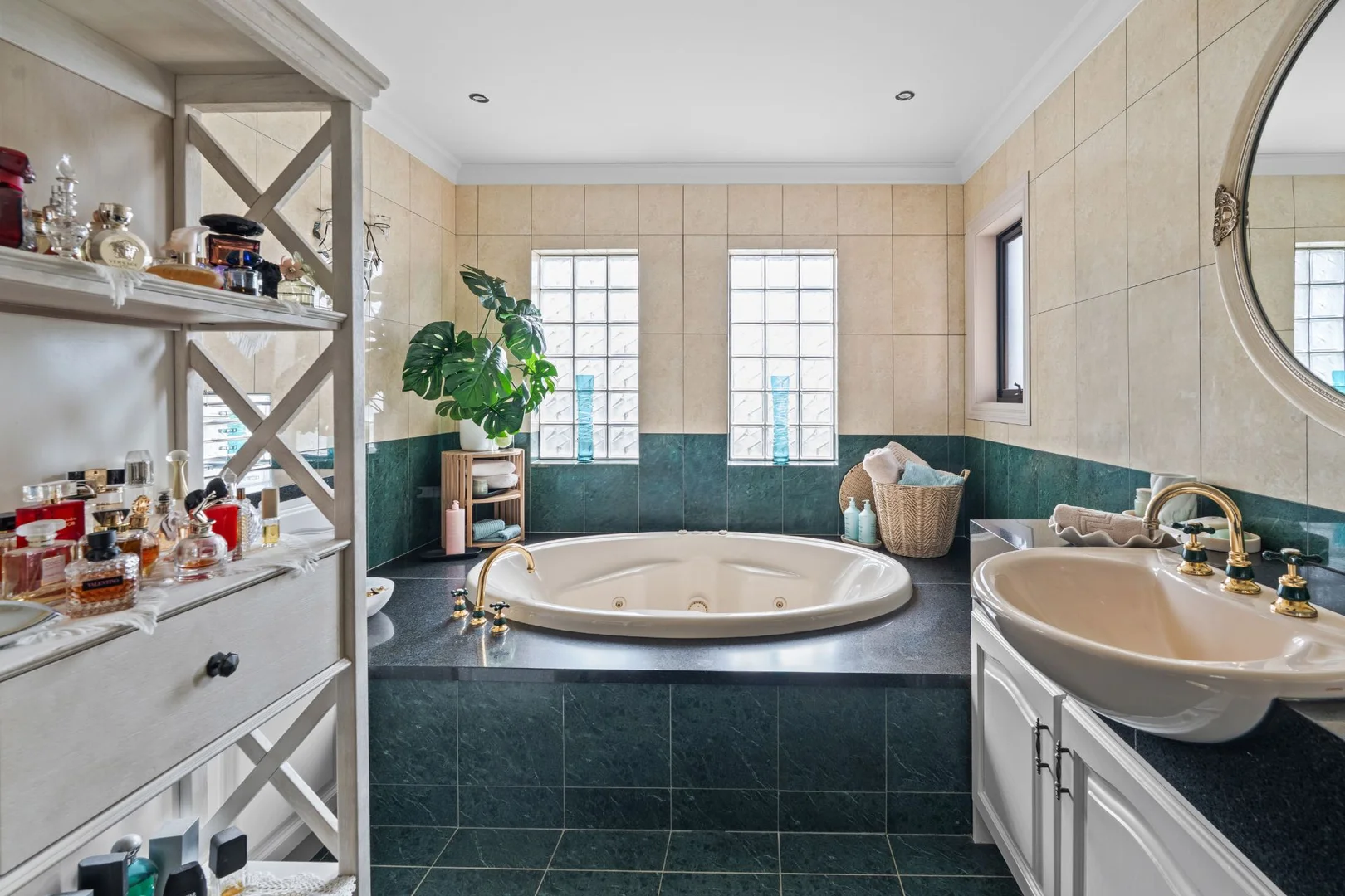 Additional image 34 of 39 Abbington Crescent, Caroline Springs VIC 3023