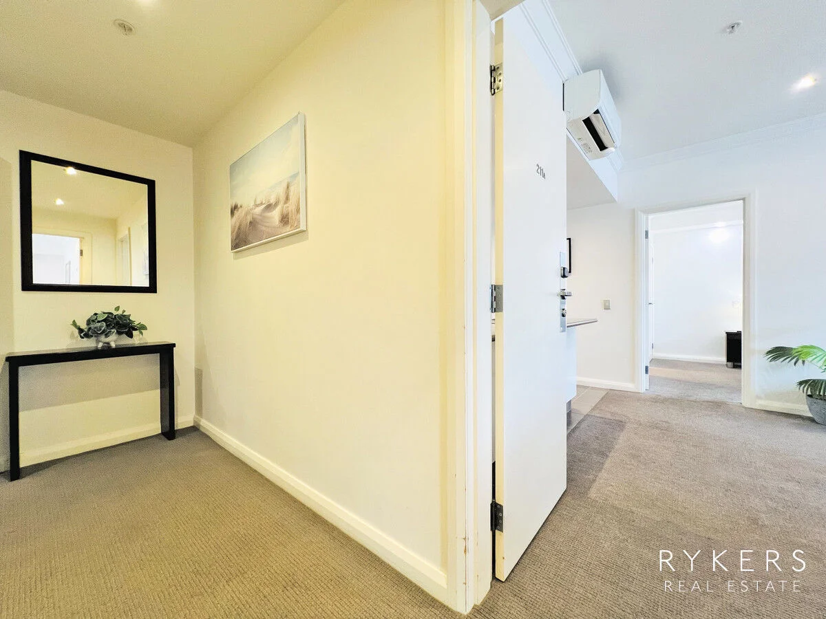 Additional image 3 of 211/1 Esplanade, Lakes Entrance VIC 3909