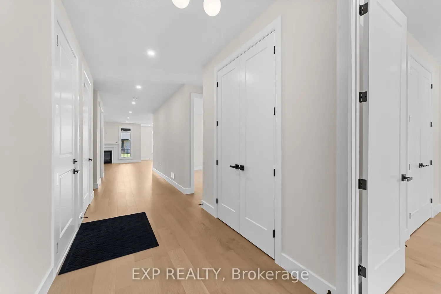 Additional image 9 of 420 Erie Street