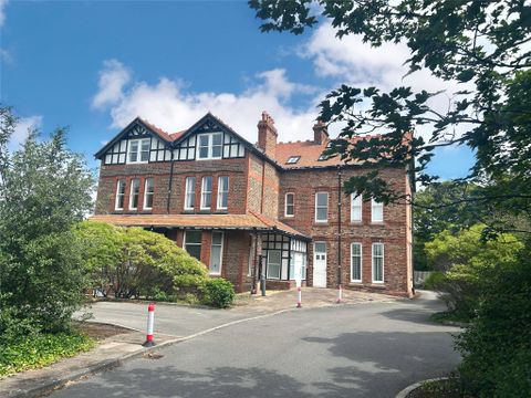 Merrilocks Road, Blundellsands, Merseyside L23