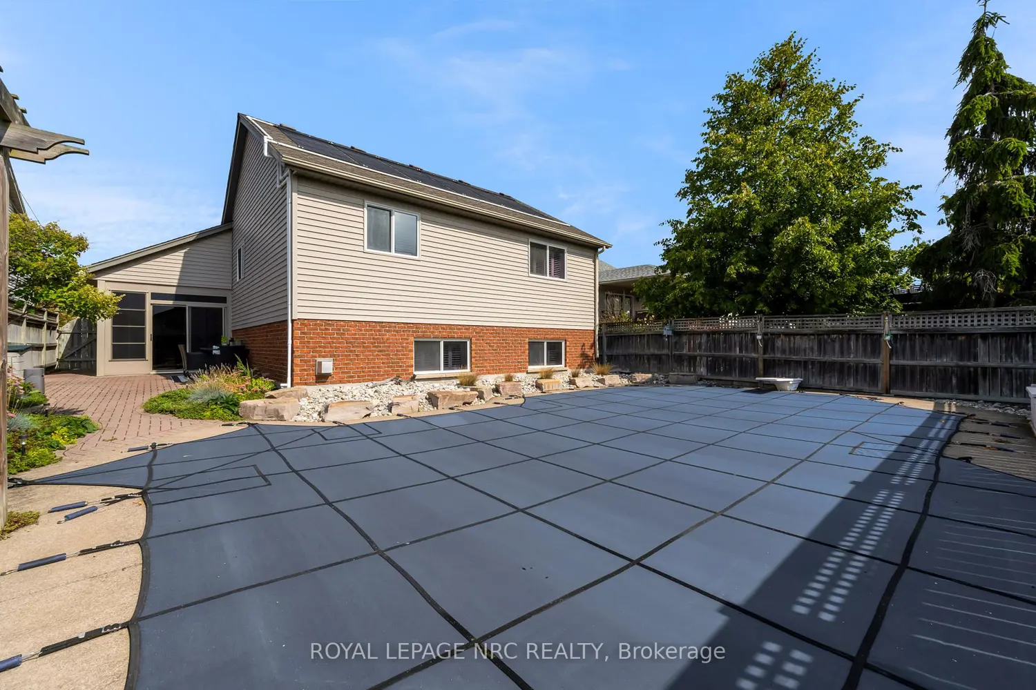 Additional image 12 of 10 Montrose Street