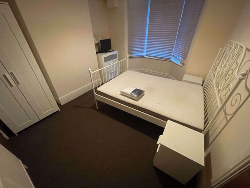 Room to rentEn-Suite Room To Rent, All Bills Included, Lincoln Street, Town Centre SN1