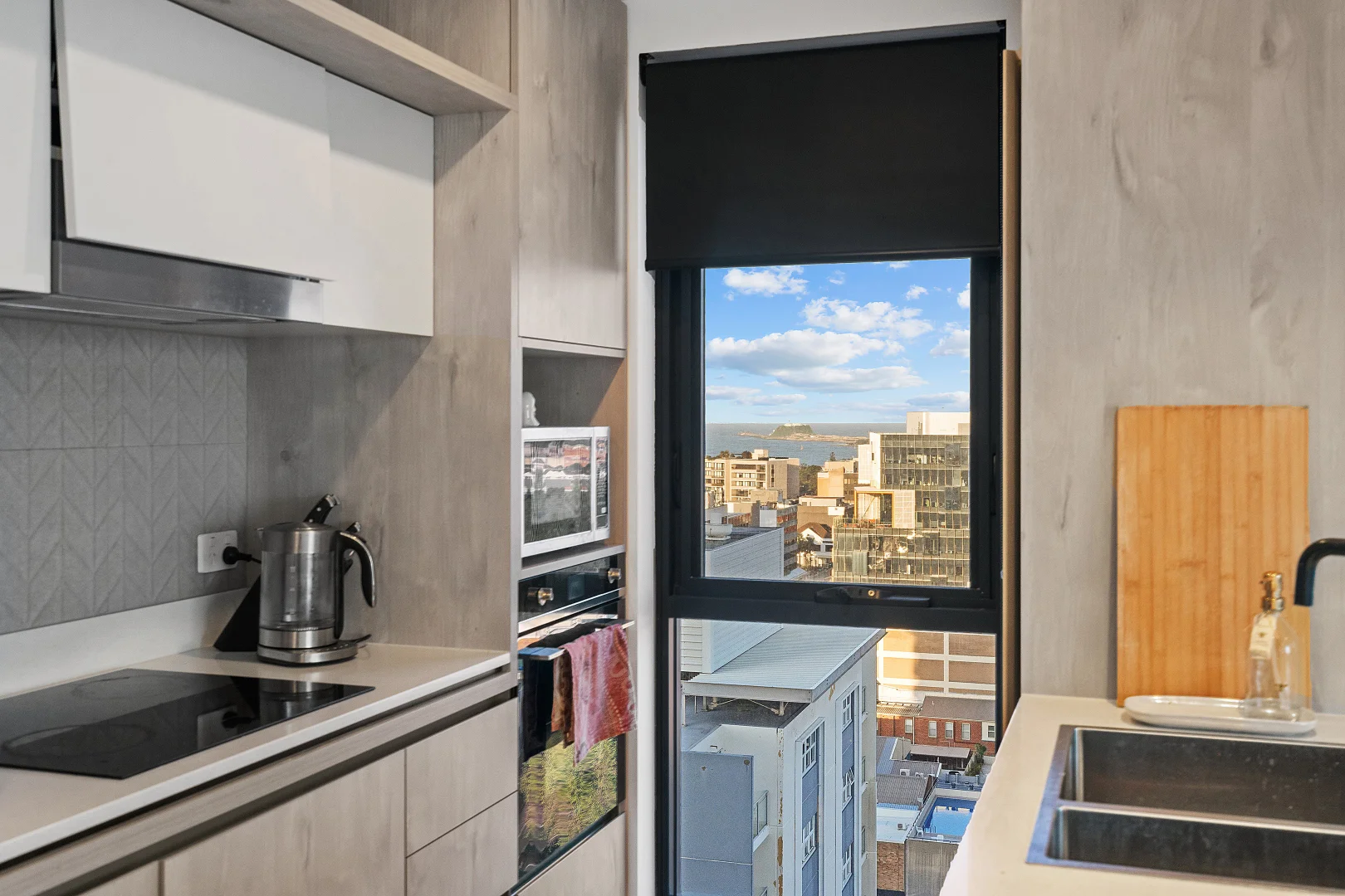 Additional image 3 of 1404/509 Hunter Street, Newcastle NSW 2300