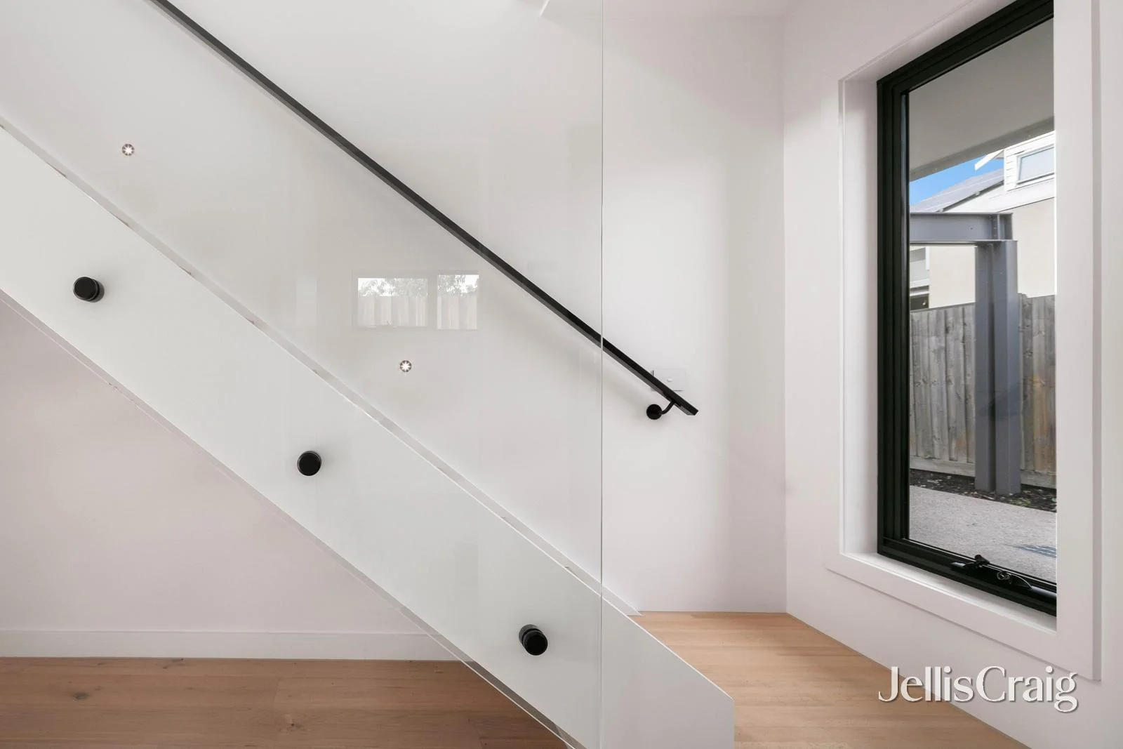 Additional image 8 of 6/117 Blackshaws Road, Newport VIC 3015